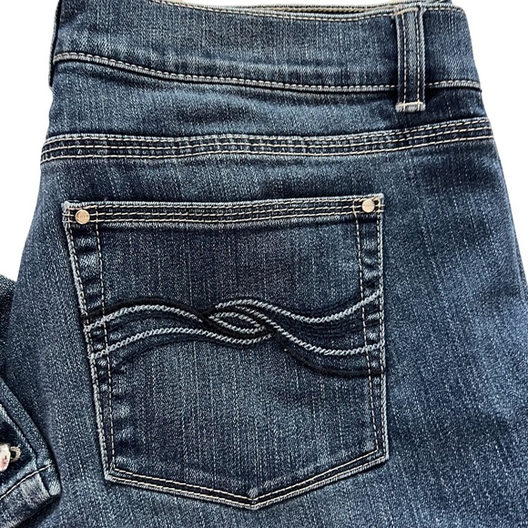 WHBM Crop Jeans sz 8 - Picture 2 of 6